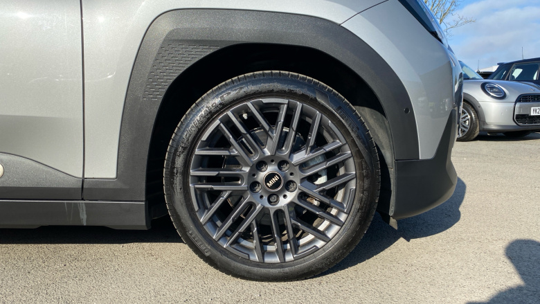 MINI Aceman 135kW E Classic 43kWh 5dr Auto Electric Hatchback